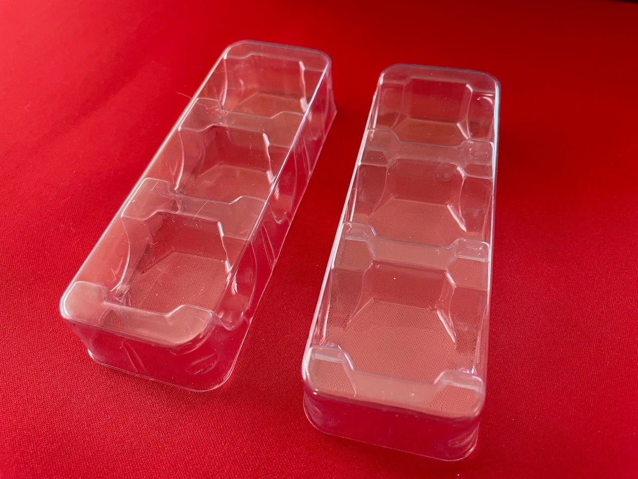 INTERNATIONAL - 1822 Series Tile Holder Set – All-Aboard Games